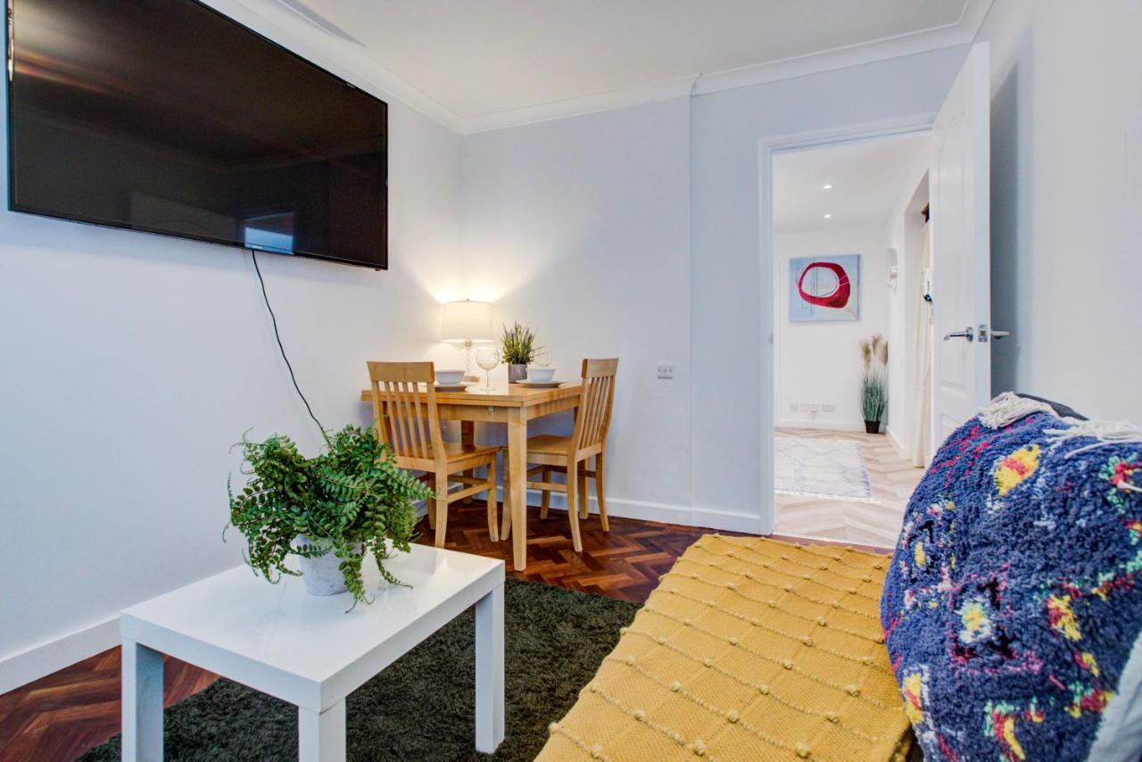 3-Bedroom, 3-Baths Apartment In Super Posh Marylebone, Central London, W1 Exterior photo